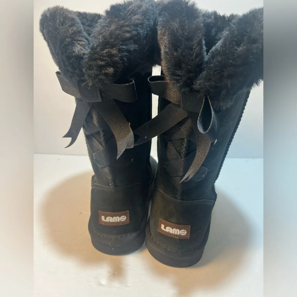 LAMO Adele Tall Black Boots Suede Women’s Sz 7 Bow Accent/Zipper Faux Fur NWOB